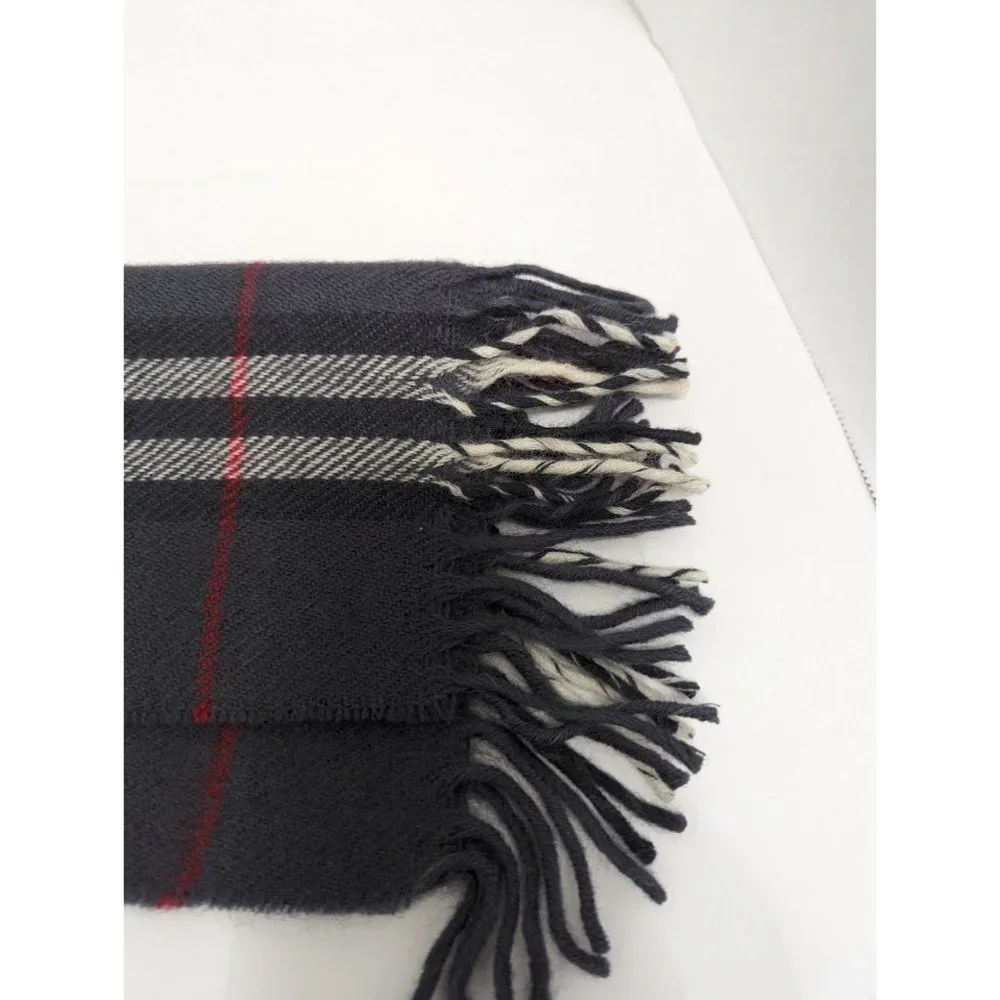 Van Heusen 100%‎ new lambs wool scarf rn 18731 70s 80s gray check fringe w/ box